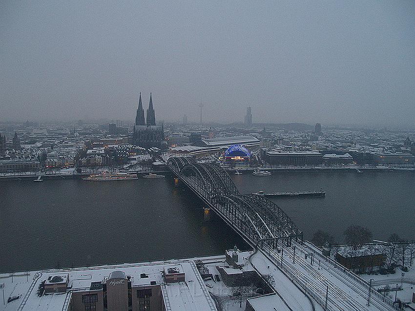Koeln bei Schnee P263.JPG